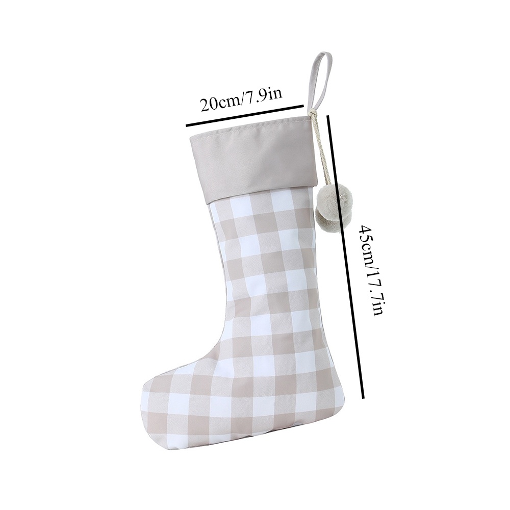 Świąteczne skarpety w kratę w  – Christmas Stocking Hanging recenzja i cena